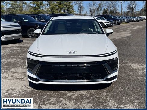 New 2026 Hyundai Sonata SEL FWD image 2