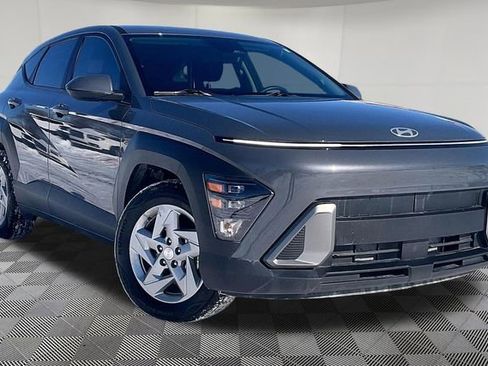 Certified 2025 Hyundai Kona SE image 31