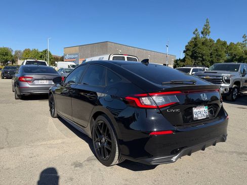 Used 2024 Honda Civic Sport image 3