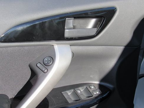 New 2026 Mitsubishi Eclipse Cross LE image 12