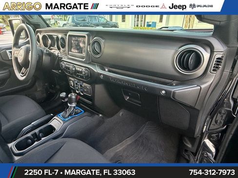 Used 2023 Jeep Wrangler Unlimited Sport AWD/4WD image 18