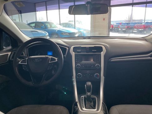 Used 2016 Ford Fusion S image 18