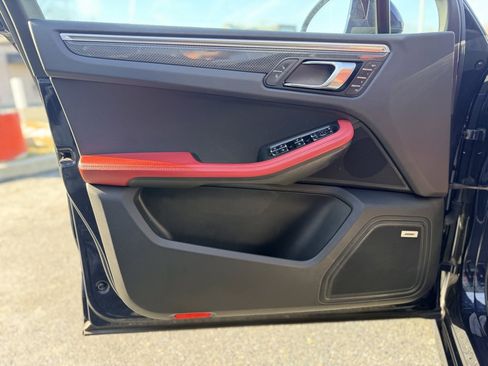 Used 2017 Porsche Macan GTS image 13