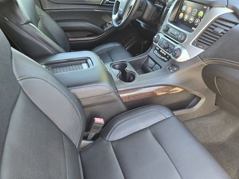 Used 2016 GMC Yukon SLT w/ Open Road Package image 16