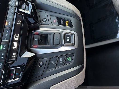 Used 2023 Honda Odyssey EX-L image 25