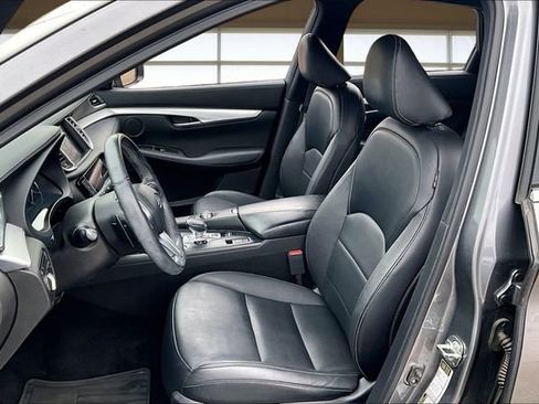 Used 2021 INFINITI QX50 Luxe w/ Appearance Package image 25