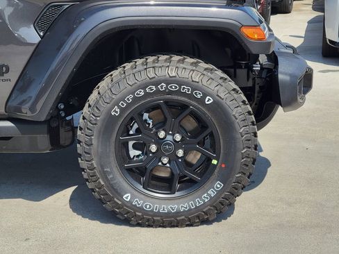 New 2026 Jeep Gladiator Willys image 24