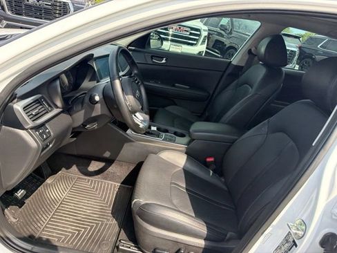 Used 2020 Kia Optima SE FWD image 7