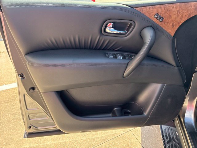 Used 2024 Nissan Armada SL w/ Captain's Chairs Package RWD image 20