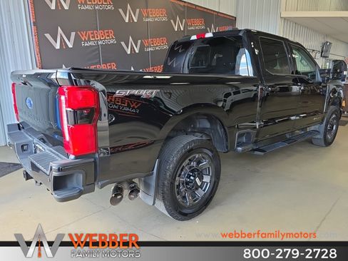 Used 2024 Ford F350 Lariat w/ Lariat Ultimate Package AWD/4WD image 5