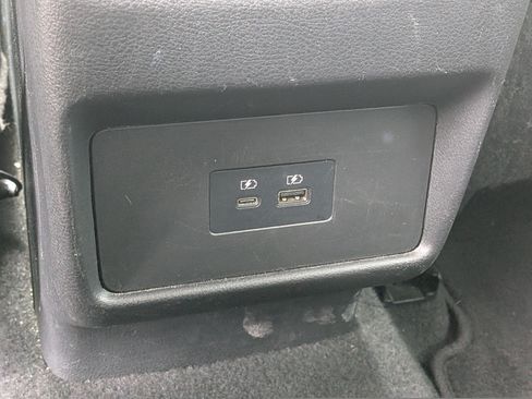 Used 2023 Nissan Rogue SV AWD/4WD image 15