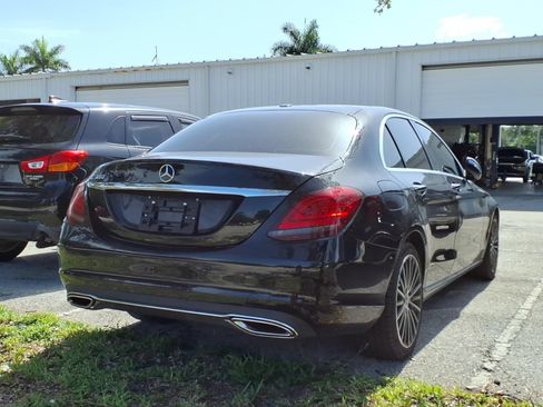 Used 2021 Mercedes-Benz C 300 Sedan w/ Premium Package image 10