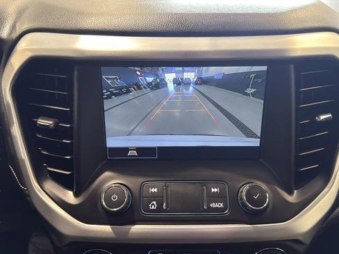 Used 2021 GMC Acadia SLT FWD image 22