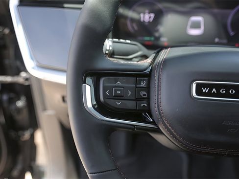 Used 2024 Jeep Wagoneer Launch Edition image 14