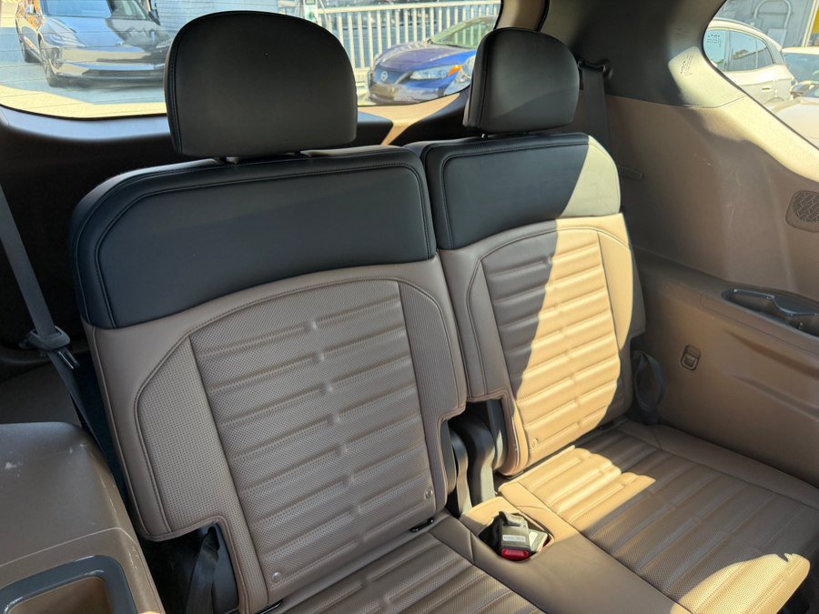 Used 2024 Kia EV9 Land AWD/4WD image 51
