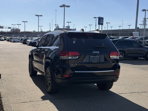 Used 2020 Jeep Grand Cherokee Limited image 7