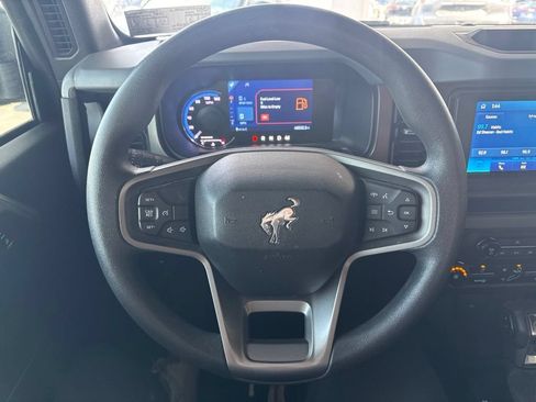 Used 2023 Ford Bronco 4-Door AWD/4WD image 15