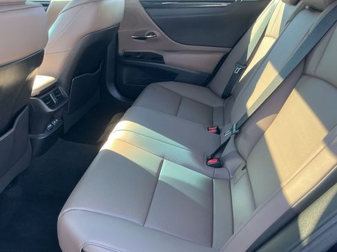 Used 2019 Acura MDX SH-AWD w/ Technology Package image 17