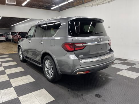 Used 2019 INFINITI QX80 Luxe image 2