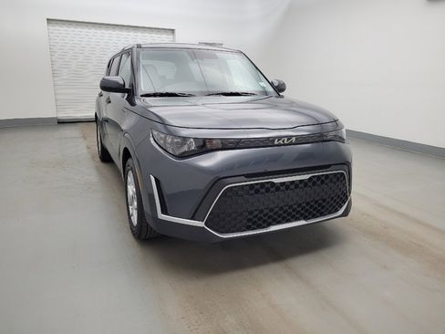 Used 2025 Kia Soul LX image 14