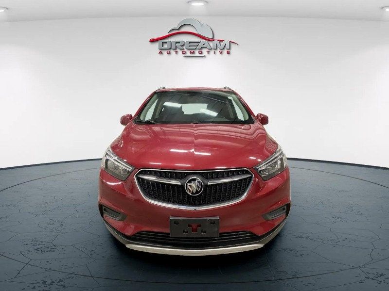 Used 2020 Buick Encore Preferred AWD/4WD image 2