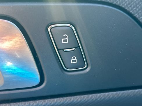 Used 2024 Ford Mustang Premium image 13