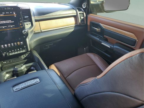 Used 2019 RAM 3500 Limited image 12