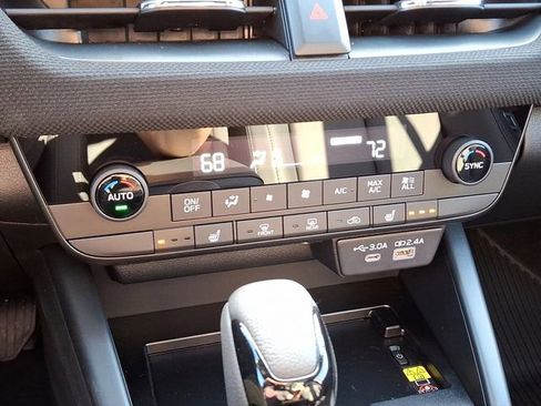 New 2026 Subaru Outback Premium image 17