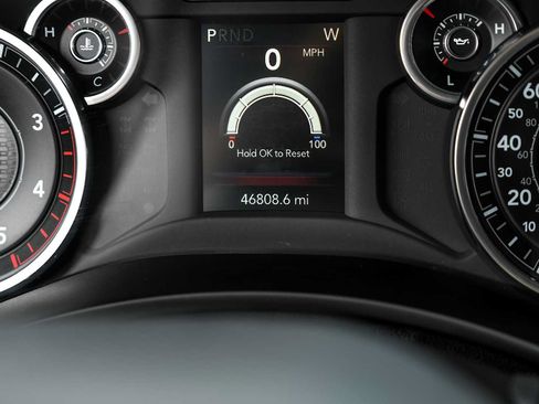 Used 2024 RAM 3500 Tradesman w/ Chrome Appearance Group AWD/4WD image 19