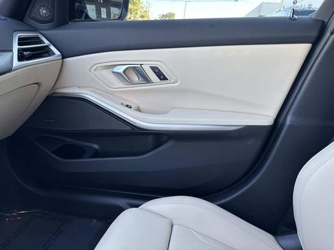 Certified 2025 BMW M340i image 22