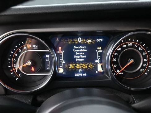 Used 2020 Jeep Gladiator Sport w/ Quick Order Package 24S AWD/4WD image 3