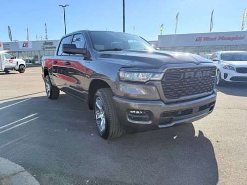 New 2026 RAM 1500 Express image 5