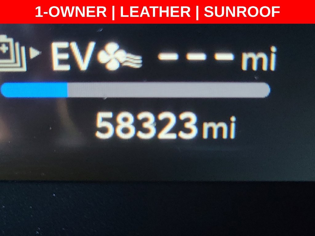 Used 2023 Toyota RAV4 XSE w/ Premium Package AWD/4WD image 4