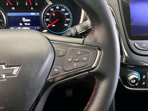 Used 2024 Chevrolet Equinox RS w/ RS Leather Package FWD image 21