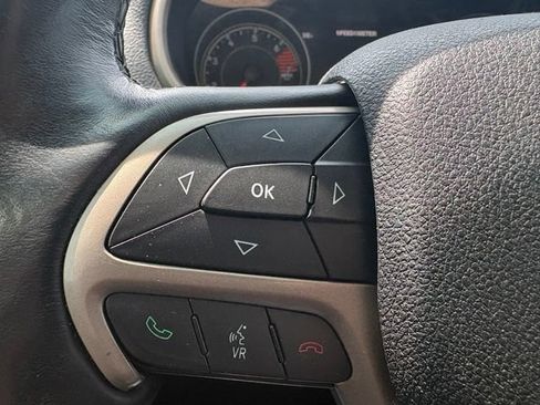 Used 2016 Jeep Cherokee Limited FWD image 22