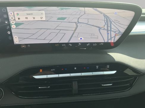 Certified 2026 Buick Enclave Sport Touring w/ Power Package image 18