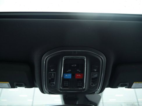 Used 2023 Jeep Grand Cherokee L Altitude image 38