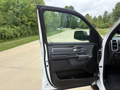 Used 2023 RAM 1500 Big Horn AWD/4WD image 13
