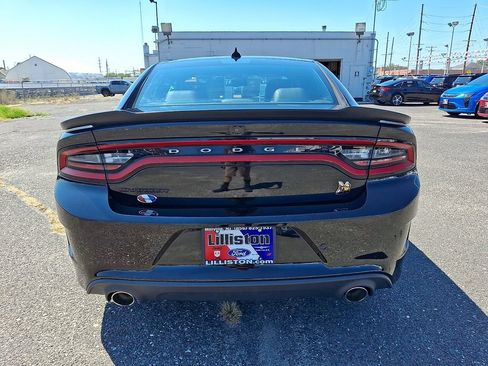 Used 2022 Dodge Charger Scat Pack w/ Plus Group RWD image 5