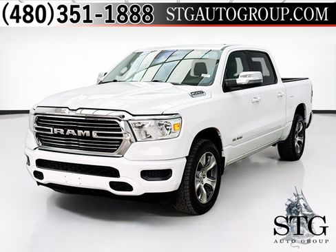 Used 2024 RAM 1500 Laramie AWD/4WD image 1