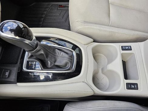 Used 2019 Nissan Rogue Sport SL w/ Premium Package image 60