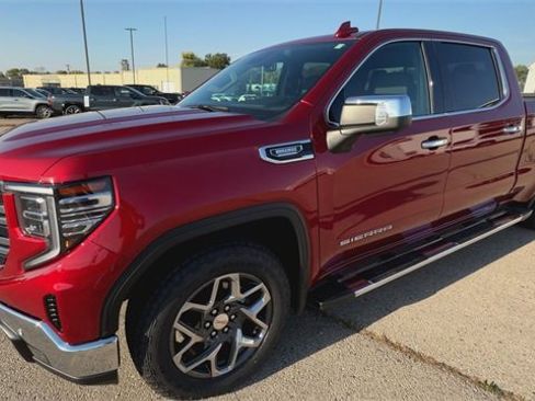 Used 2024 GMC Sierra 1500 SLT w/ SLT Premium Plus Package image 37