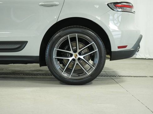 New 2025 Porsche Macan image 42