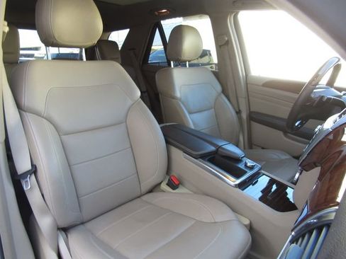 Certified 2015 Mercedes-Benz ML 350 4MATIC image 19