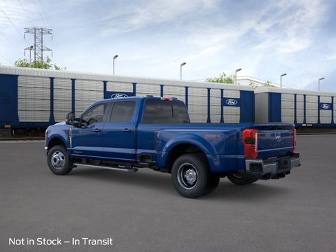 New 2026 Ford F350 4x4 Crew Cab DRW Super Duty image 16