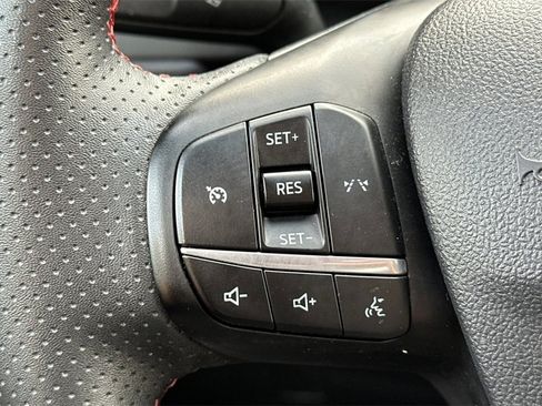 Used 2024 Ford Escape ST-Line w/ Equipment Group 301A image 31