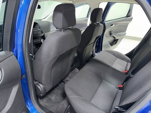 Used 2018 Ford Focus SE FWD image 23