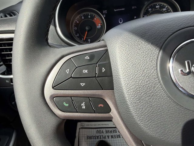 Used 2022 Jeep Cherokee Limited AWD/4WD image 27