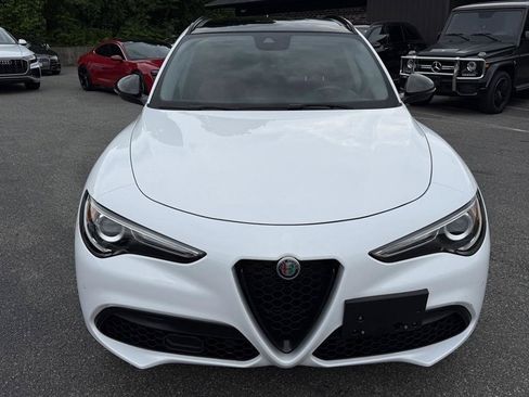 Used 2019 Alfa Romeo Stelvio Sport w/ Quick Order Package 22J Sport AWD/4WD image 24