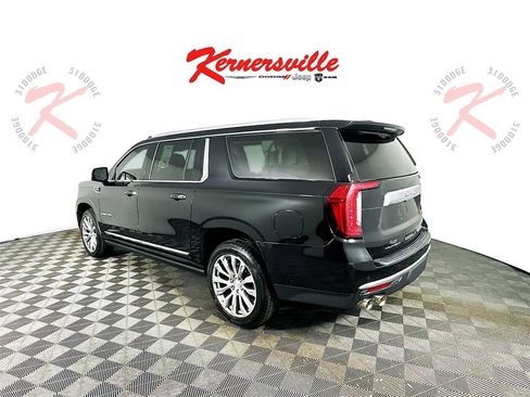 Used 2023 GMC Yukon XL Denali image 5